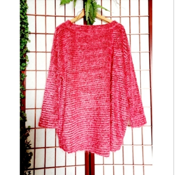 Jones New York Woman - Eyelash Knit Boat Neck Top in Scarlet - Picture 5 of 16